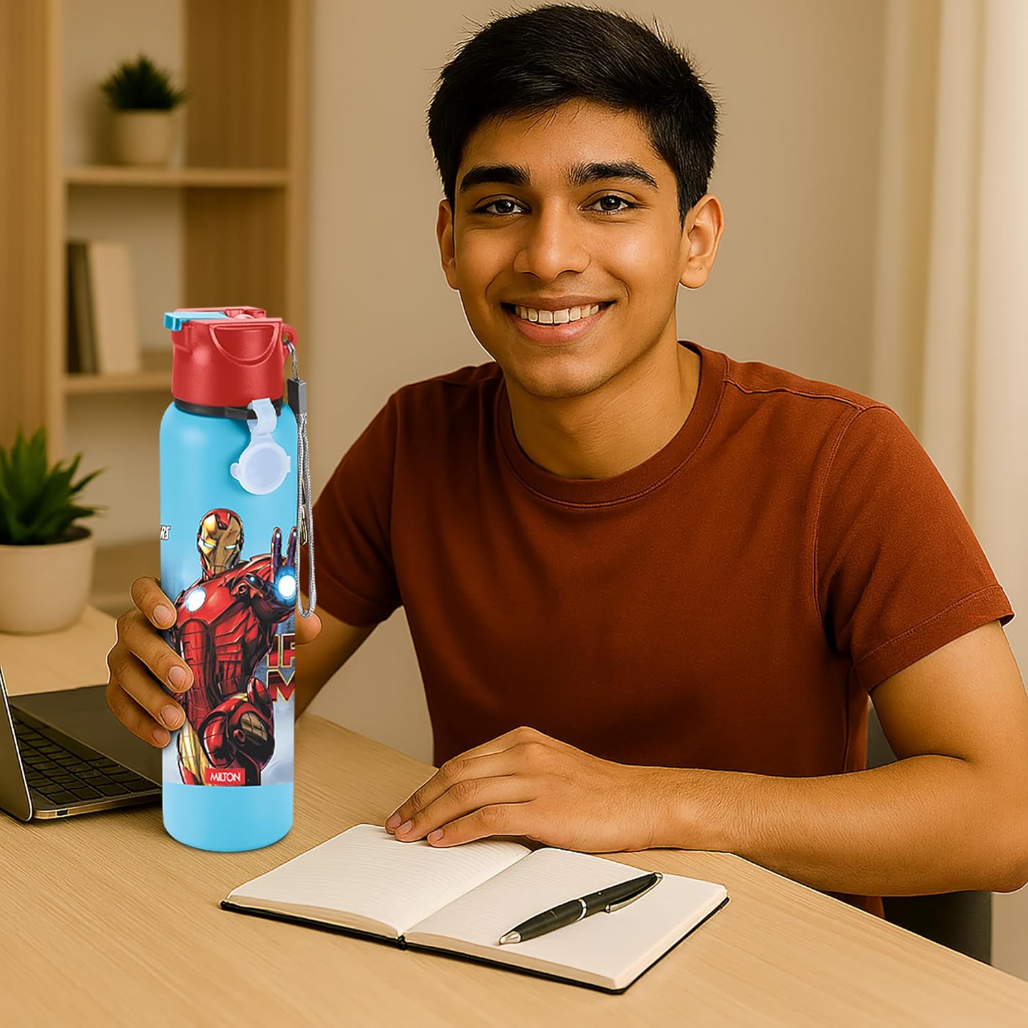 Marvel Sipstar Bottle (Milton)
