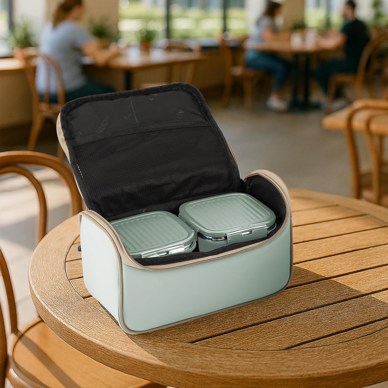 Lush Lunch Box (Milton)