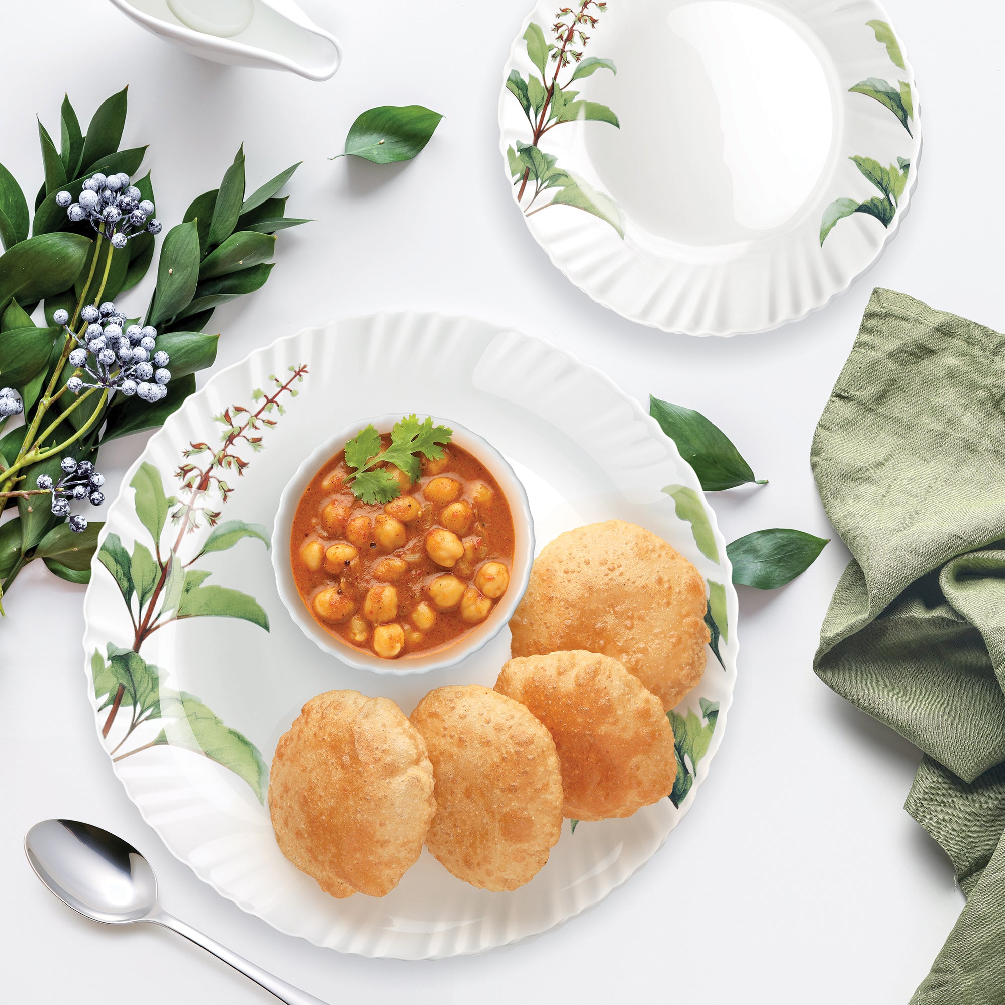 Aurelia Collection Dinner Set - SAVIRA